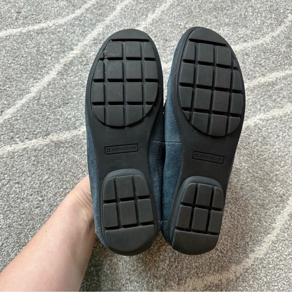 Naturalizer N5 Comfort Navy Blue Suede Loafers - Picture 7 of 8